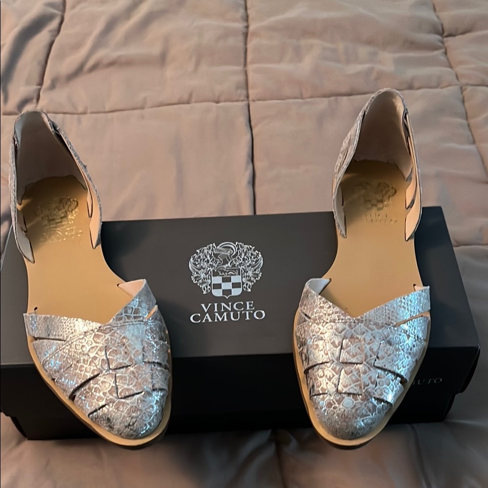 Vince Camuto Sandals